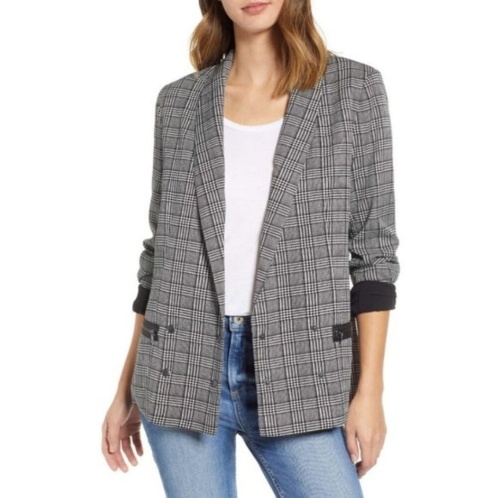 PAIGE Karissa Houndstooth Plaid Double Breasted Blazer in Black & White Small